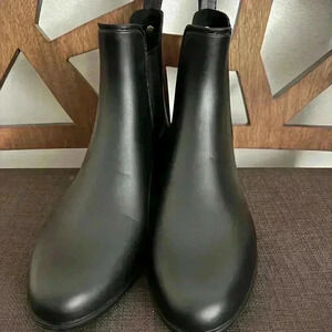Sam Edelman Tinsley Rubber Boots used like a New